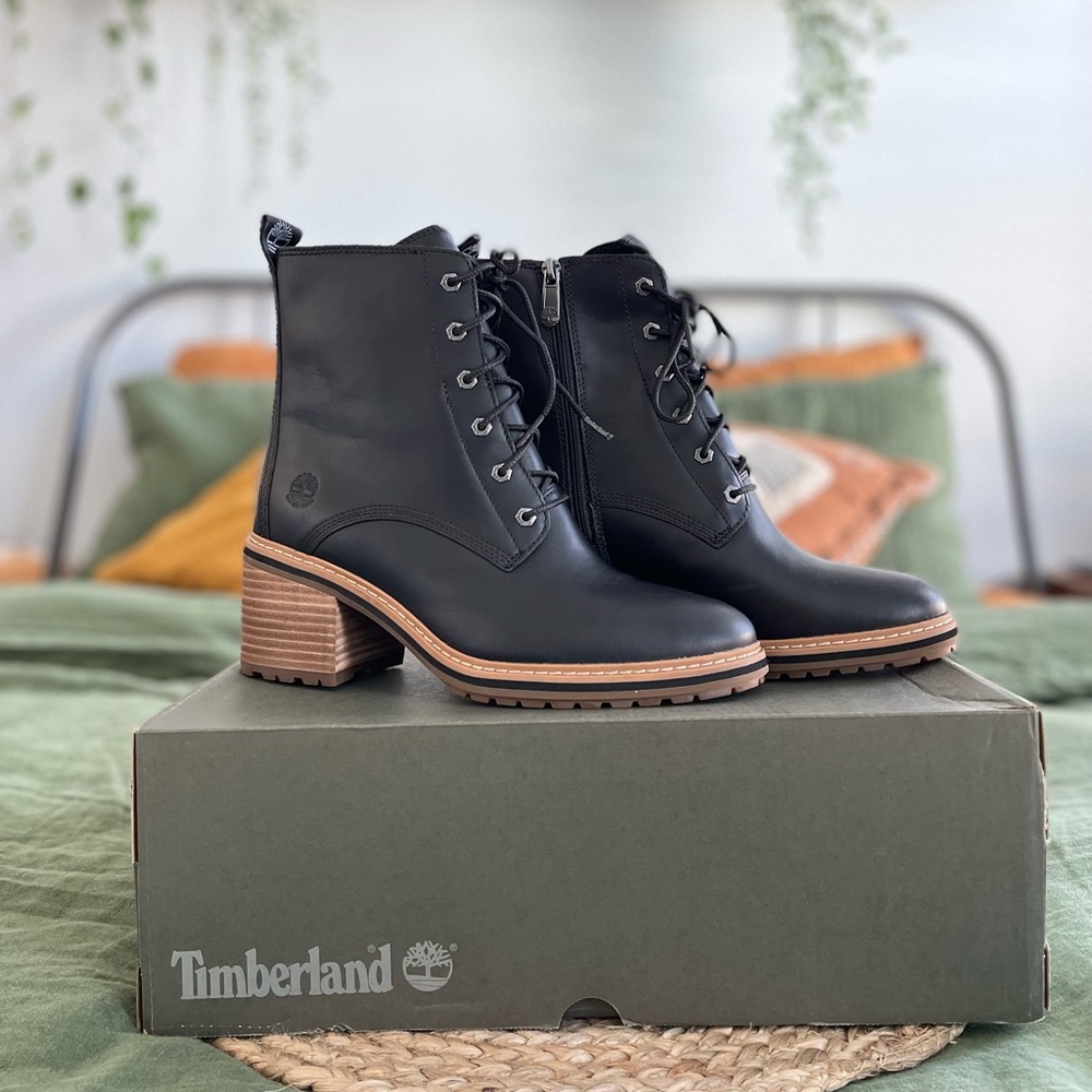 Timberland Sienna Boot, Size 8